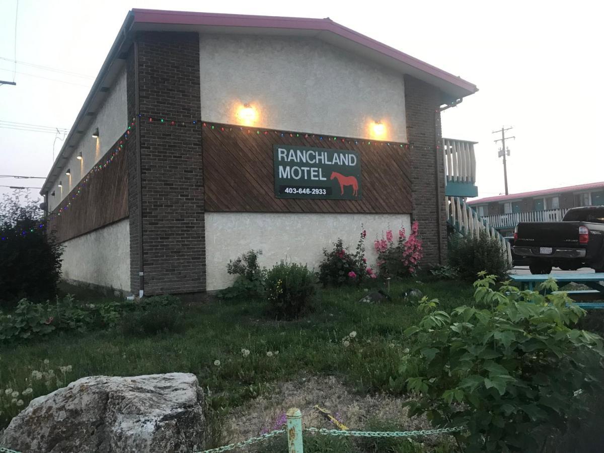 Nanton Ranchland Inn מראה חיצוני תמונה
