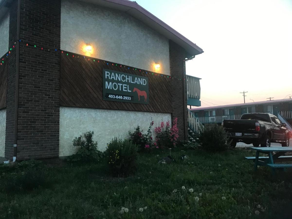 Nanton Ranchland Inn מראה חיצוני תמונה