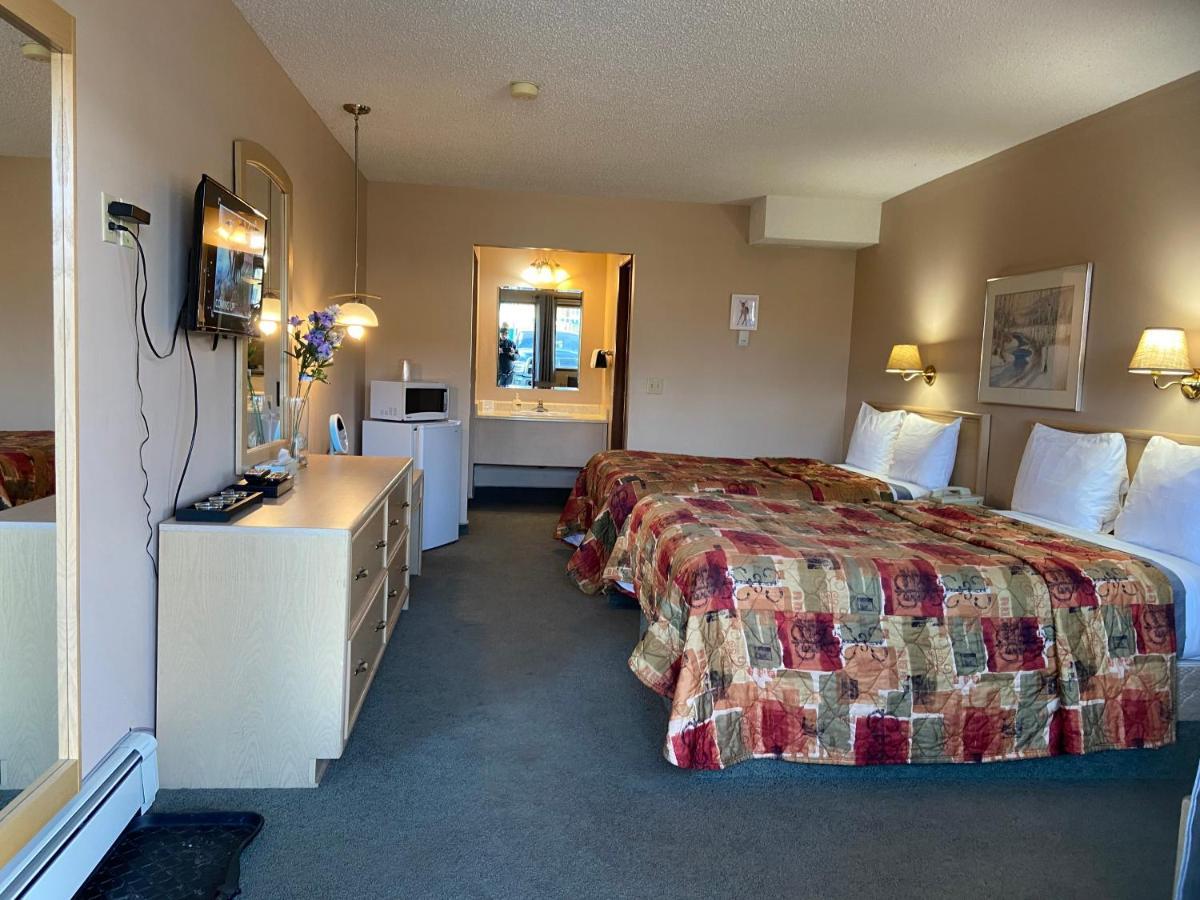 Nanton Ranchland Inn מראה חיצוני תמונה