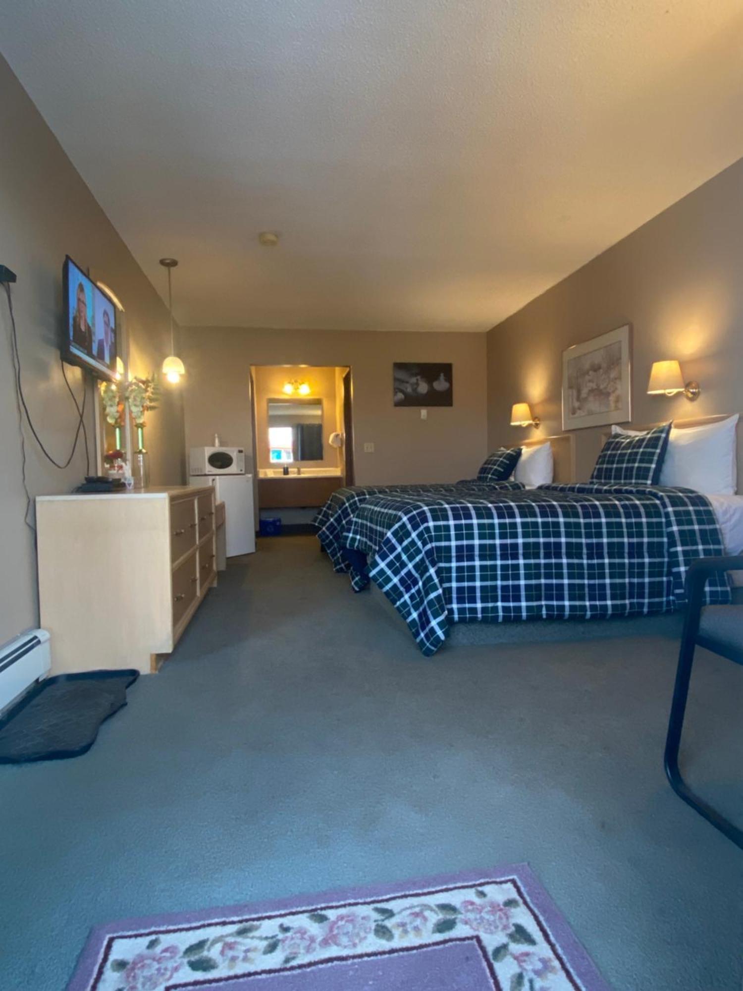 Nanton Ranchland Inn מראה חיצוני תמונה